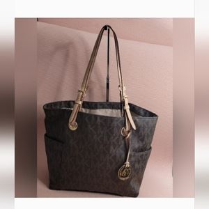 Micheal kors   Shoulder bag